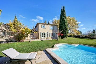 Sale Luxury house Aix-en-Provence 8 Rooms 225 m²