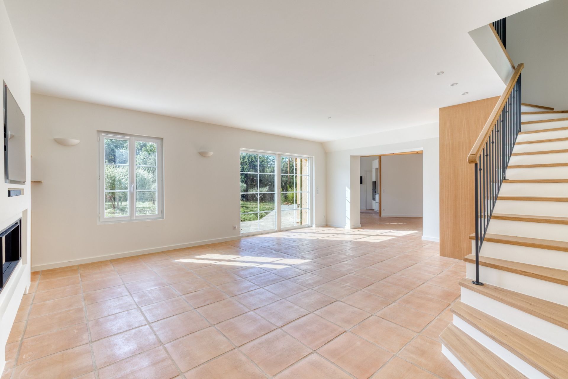 luxury provencale house 4 Rooms for sale on SALERNES (83690)