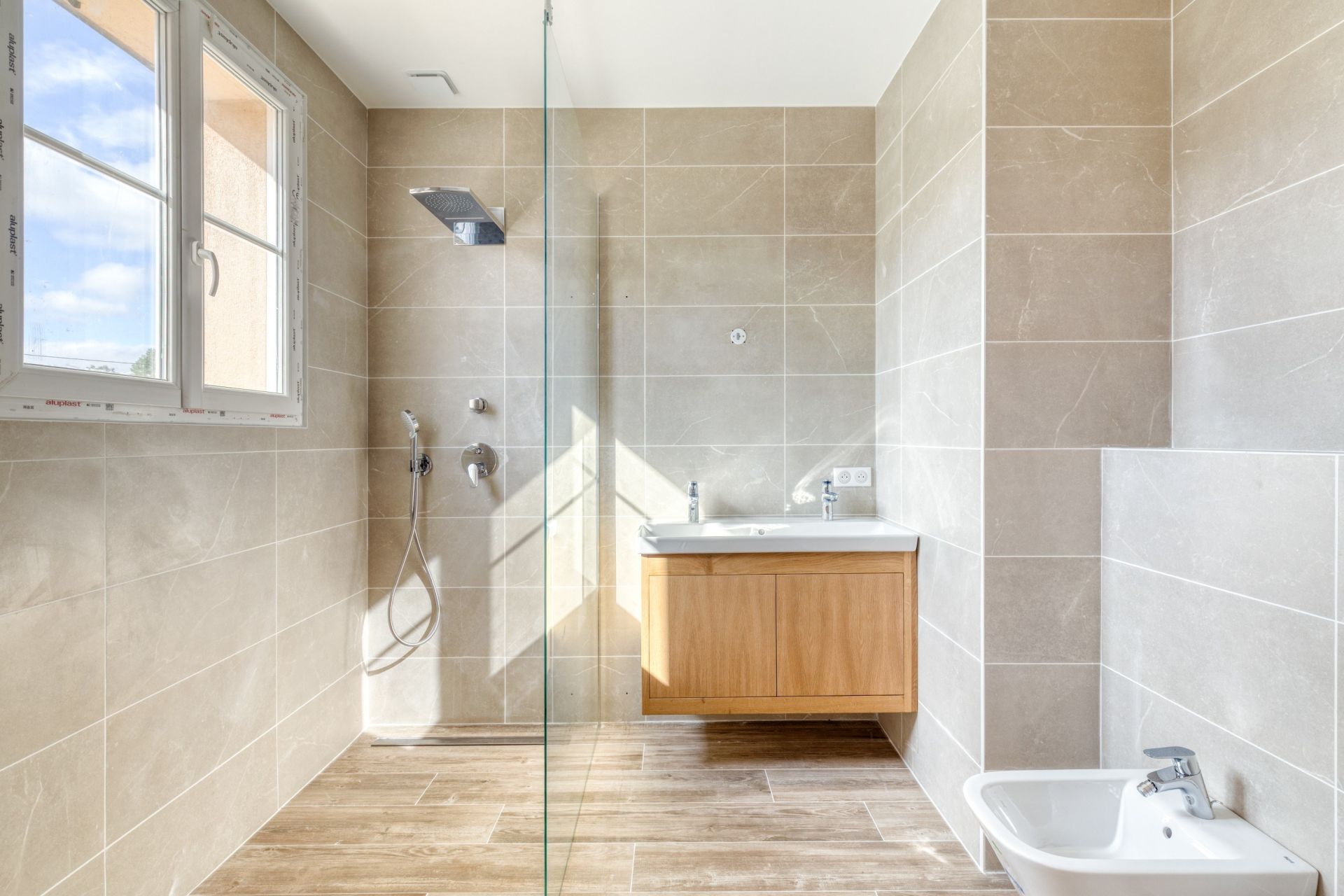 luxury provencale house 4 Rooms for sale on SALERNES (83690)