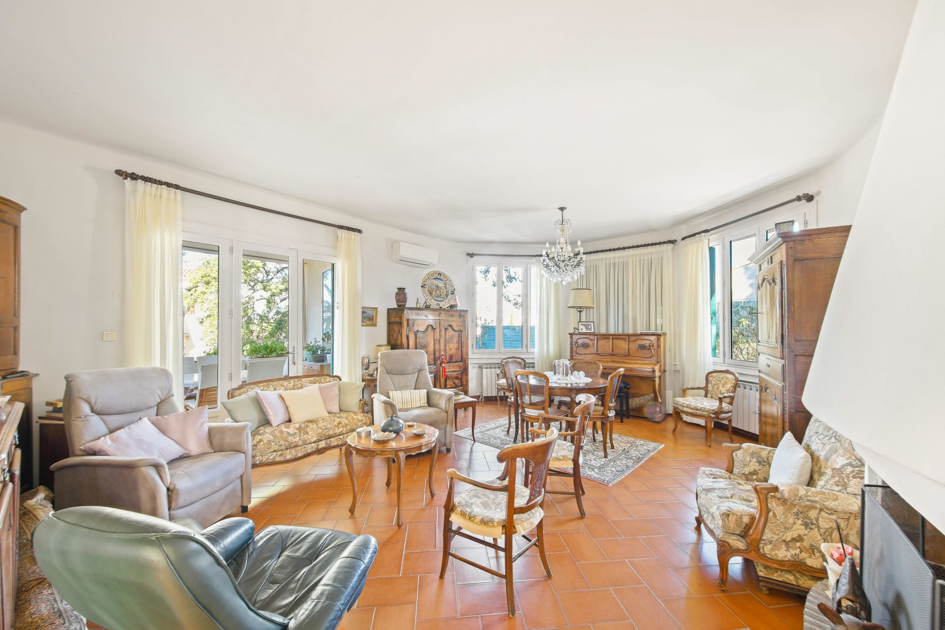 maison de luxe 6 Pièces en vente sur SIX FOURS LES PLAGES (83140)