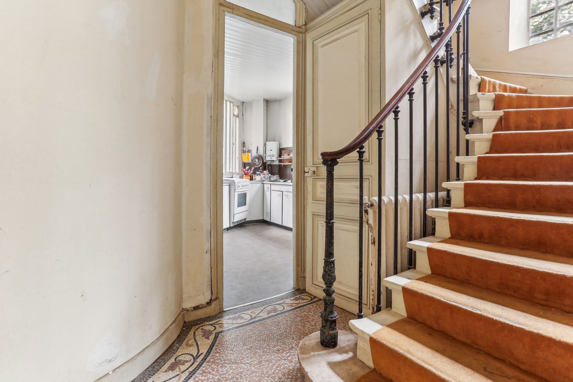 mansion (hôtel particulier) 8 Rooms for sale on PARIS (75016)