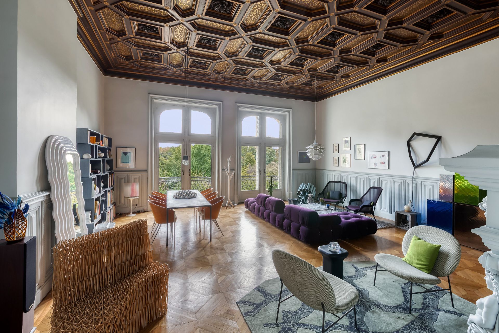 luxury apartment 5 Rooms for sale on PARIS (75008)