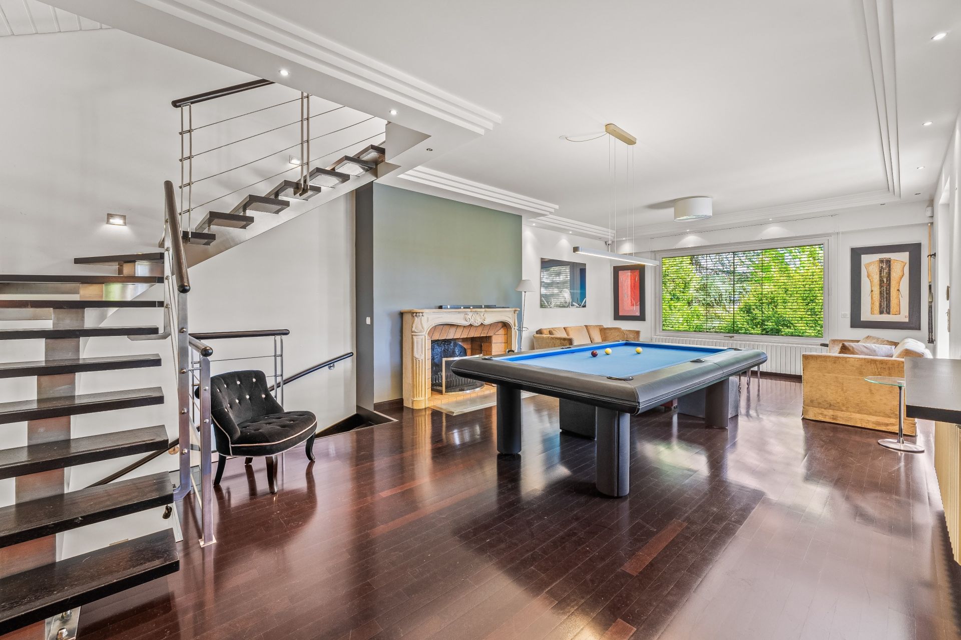 luxury house 12 Rooms for sale on DIVONNE LES BAINS (01220)