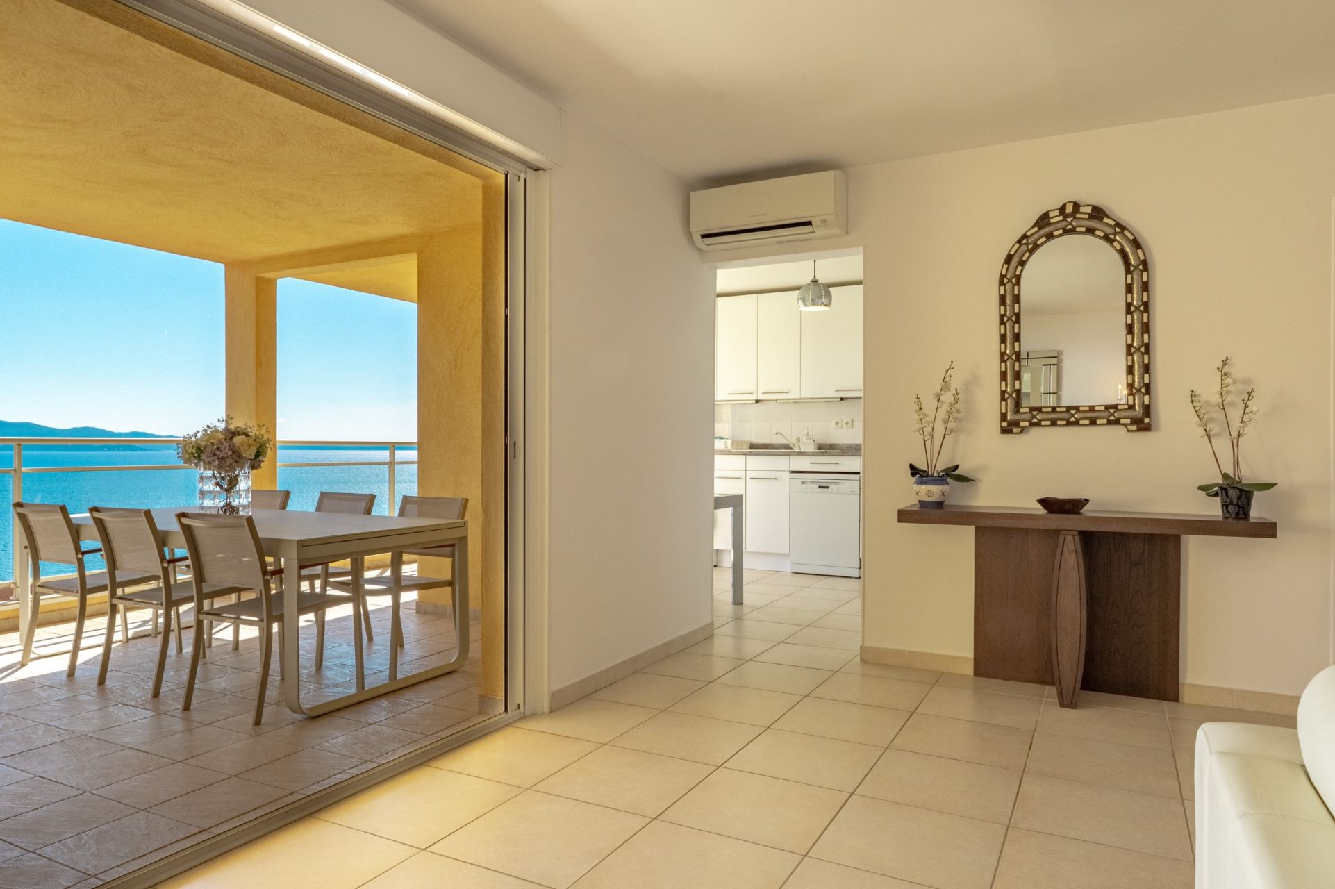 luxury apartment 5 Rooms for sale on AJACCIO (20000)