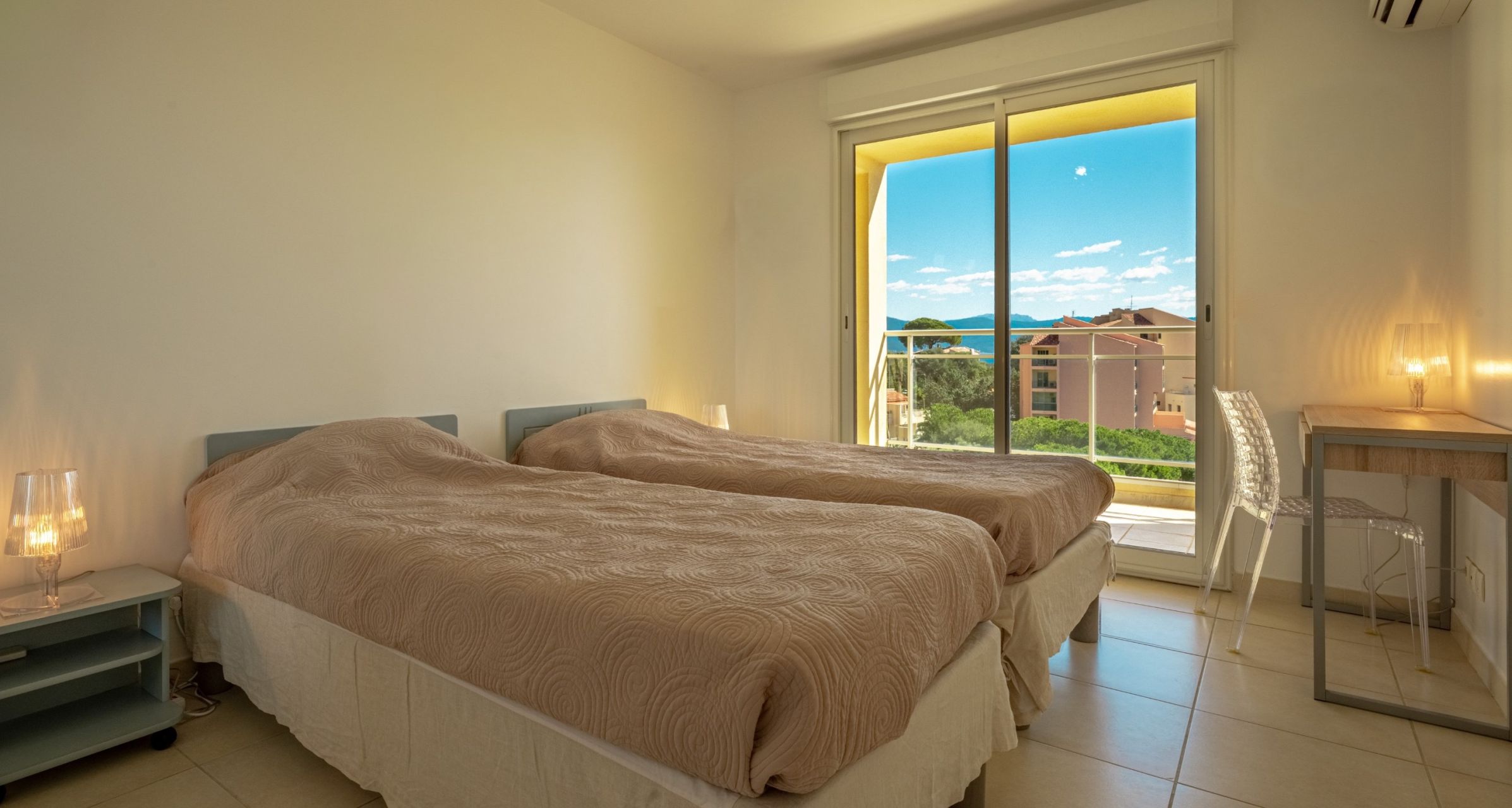 luxury apartment 5 Rooms for sale on AJACCIO (20000)