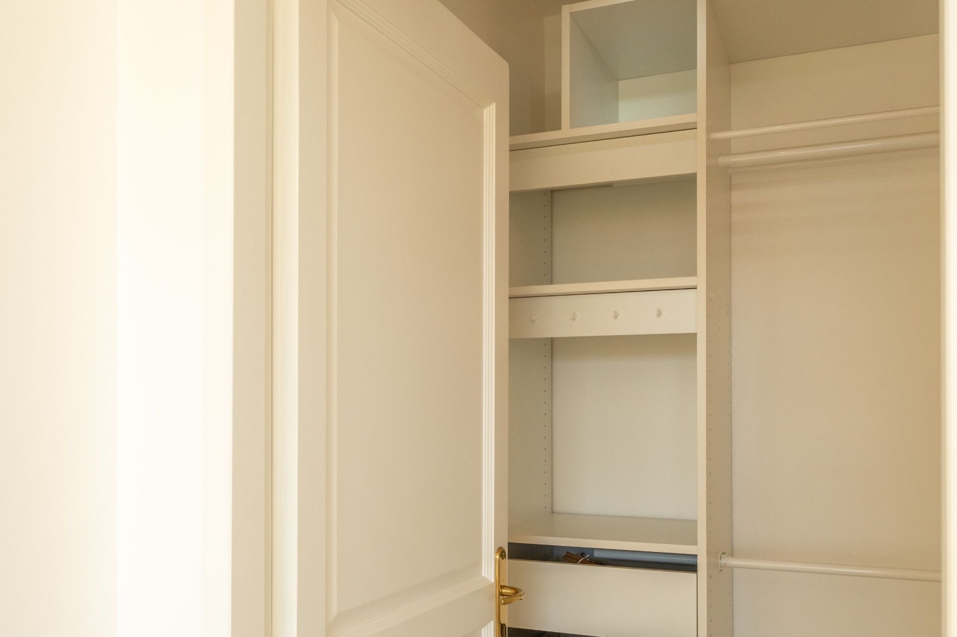 luxury apartment 5 Rooms for sale on AJACCIO (20000)