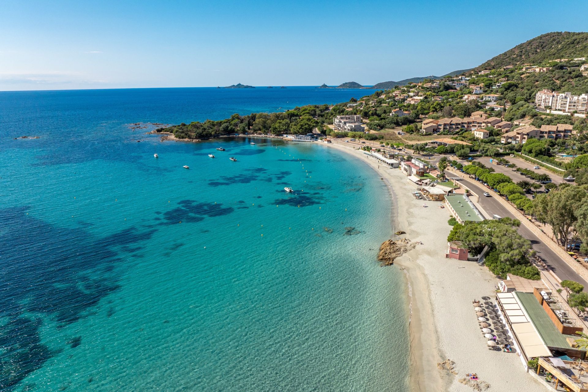 luxury apartment 5 Rooms for sale on AJACCIO (20000)