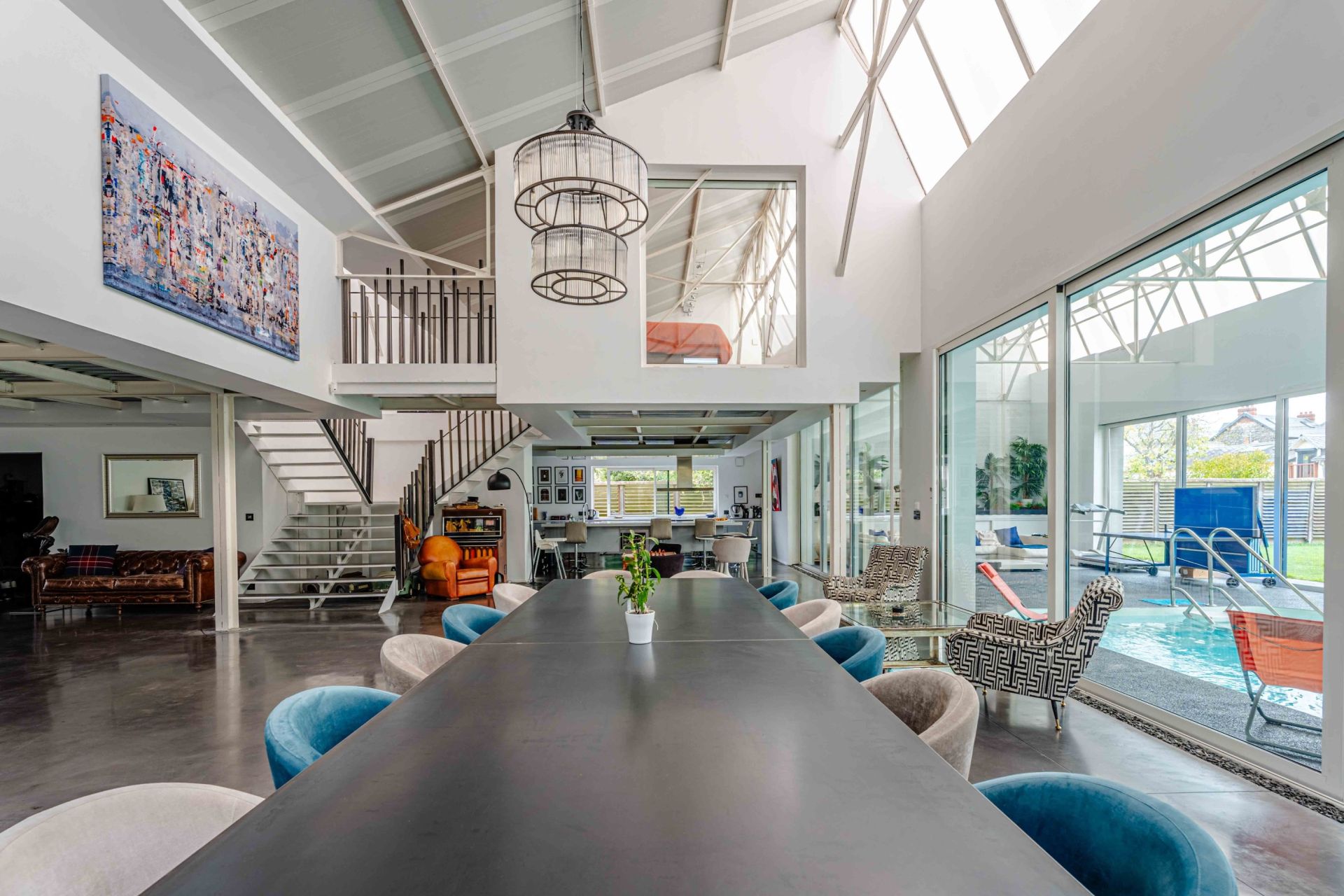 luxury house 7 Rooms for sale on CAEN (14000)