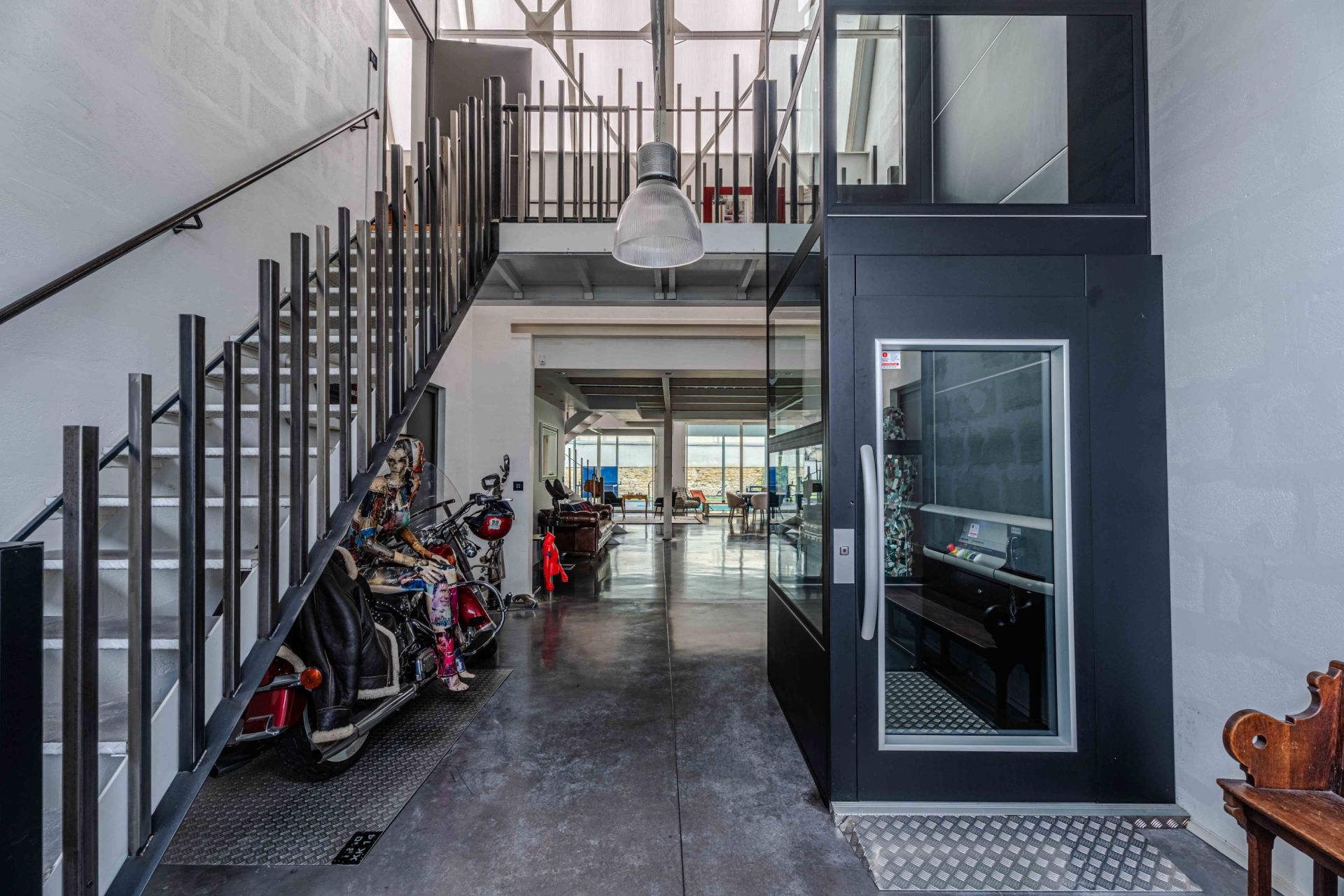 luxury house 7 Rooms for sale on CAEN (14000)