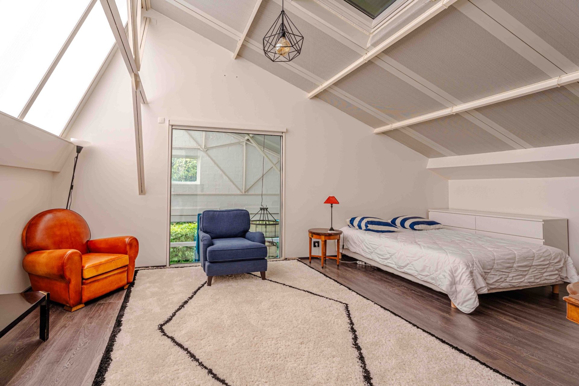 luxury house 7 Rooms for sale on CAEN (14000)