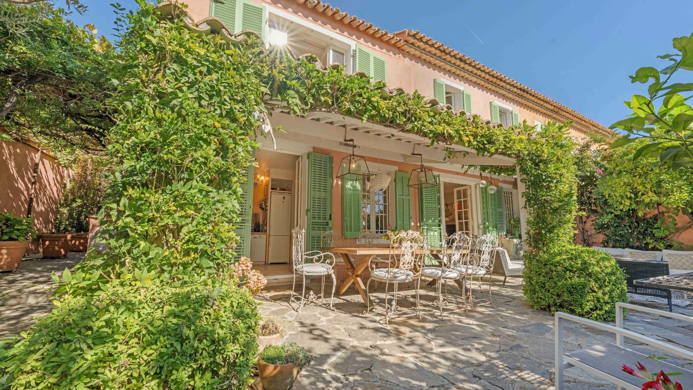 villa de luxe 9 Pièces en vente sur ST TROPEZ (83990)