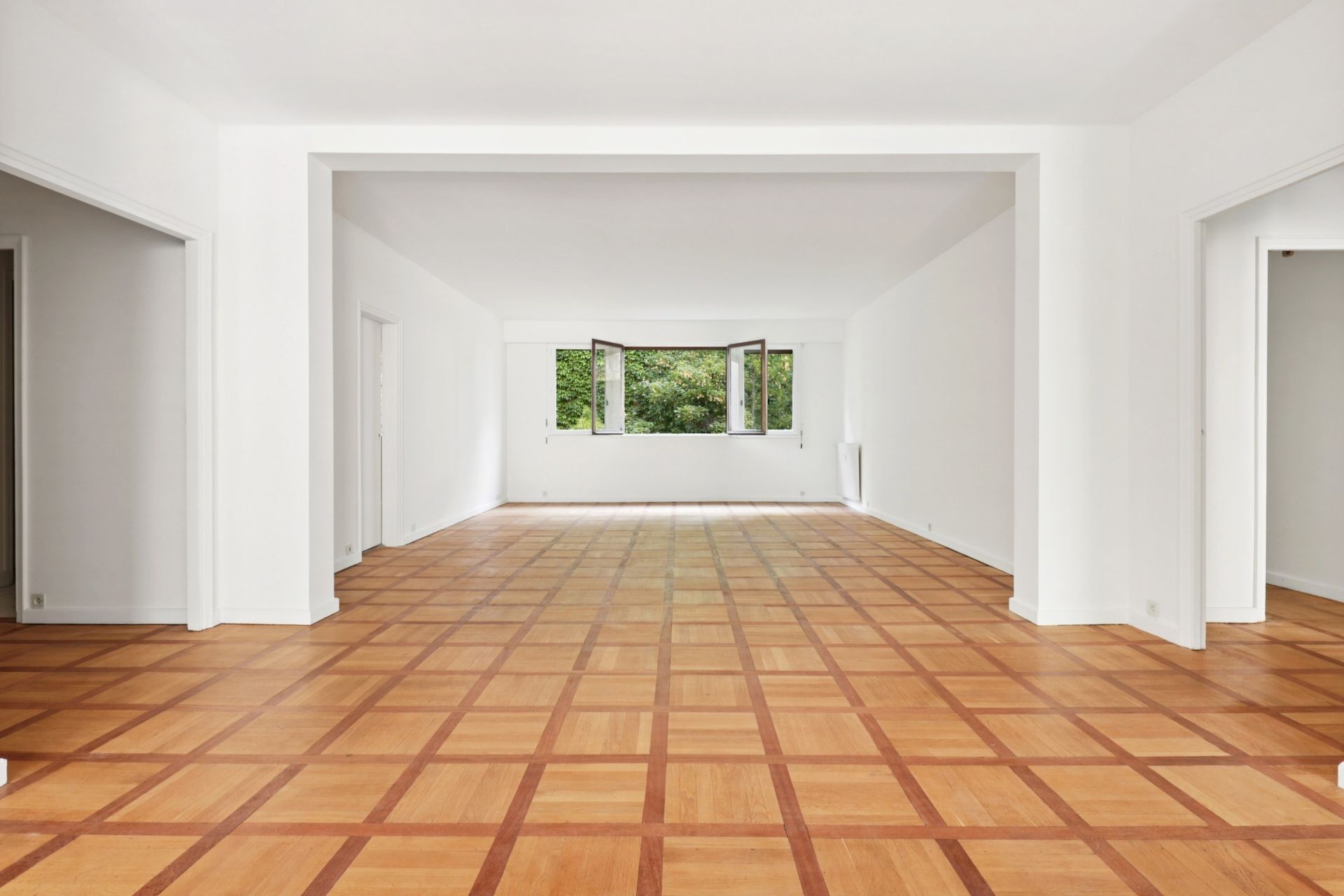 luxury apartment 4 Rooms for sale on PARIS (75016)