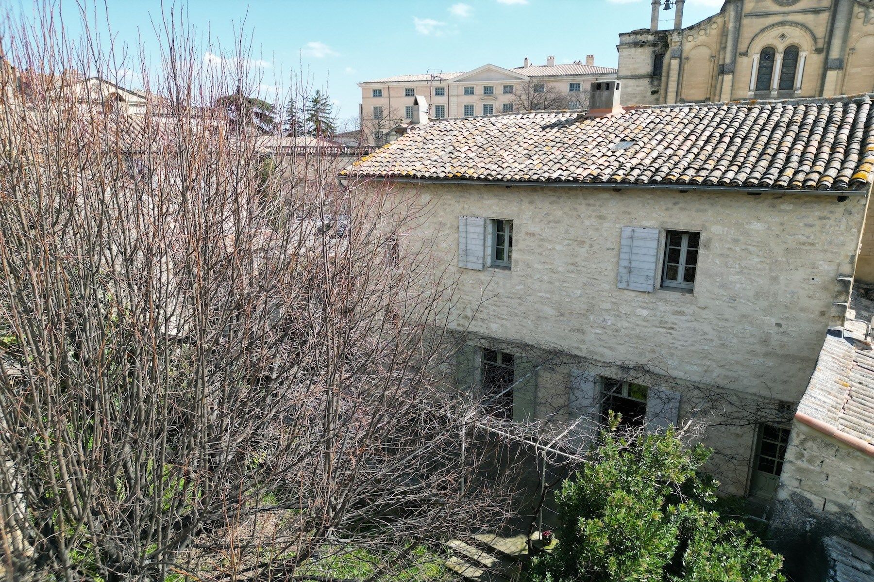 hôtel particulier 11 Pièces en vente sur UZES (30700)