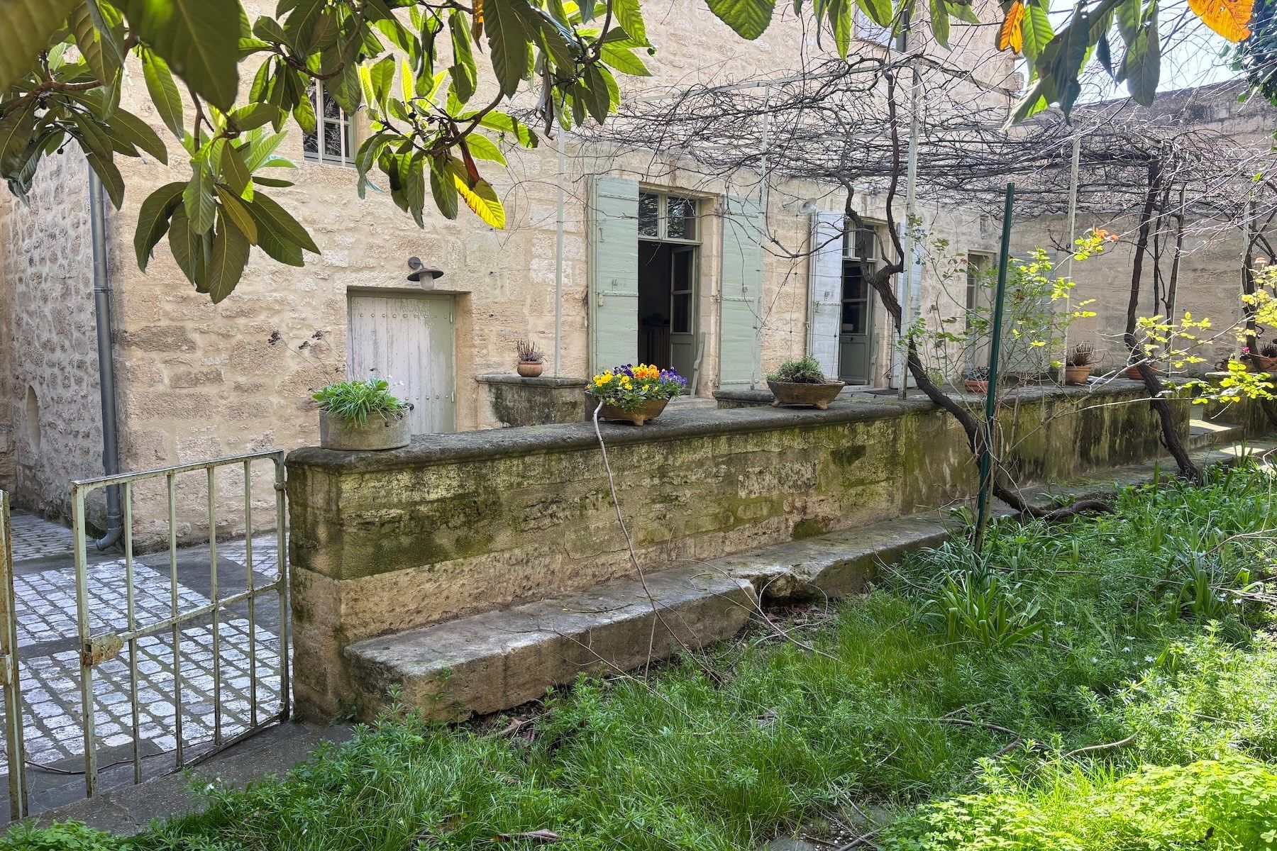 hôtel particulier 11 Pièces en vente sur UZES (30700)