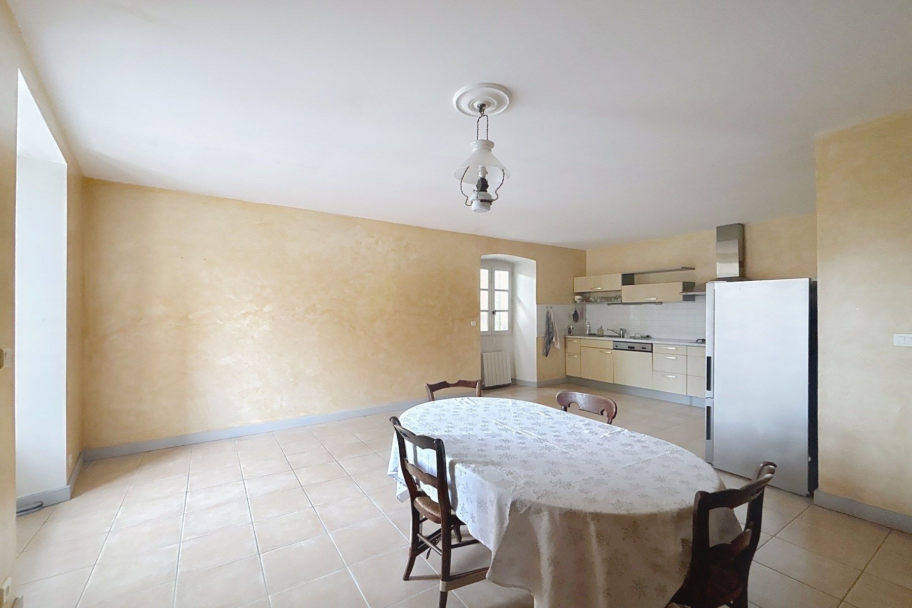 hôtel particulier 11 Pièces en vente sur UZES (30700)