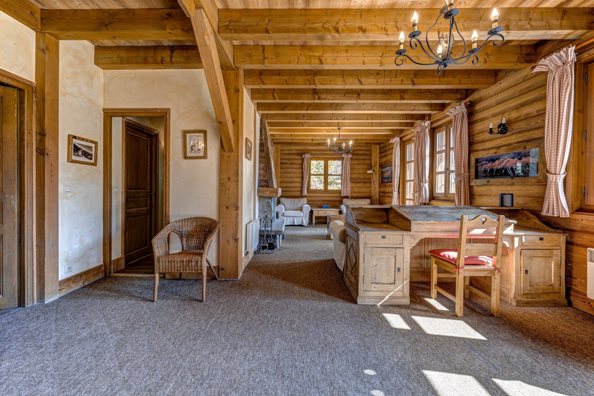 luxury house 8 Rooms for sale on CHAMONIX MONT BLANC (74400)