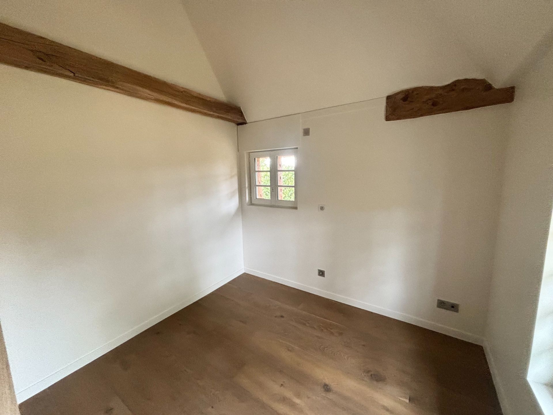 luxury house 7 Rooms for sale on MEZIDON VALLEE D AUGE (14140)