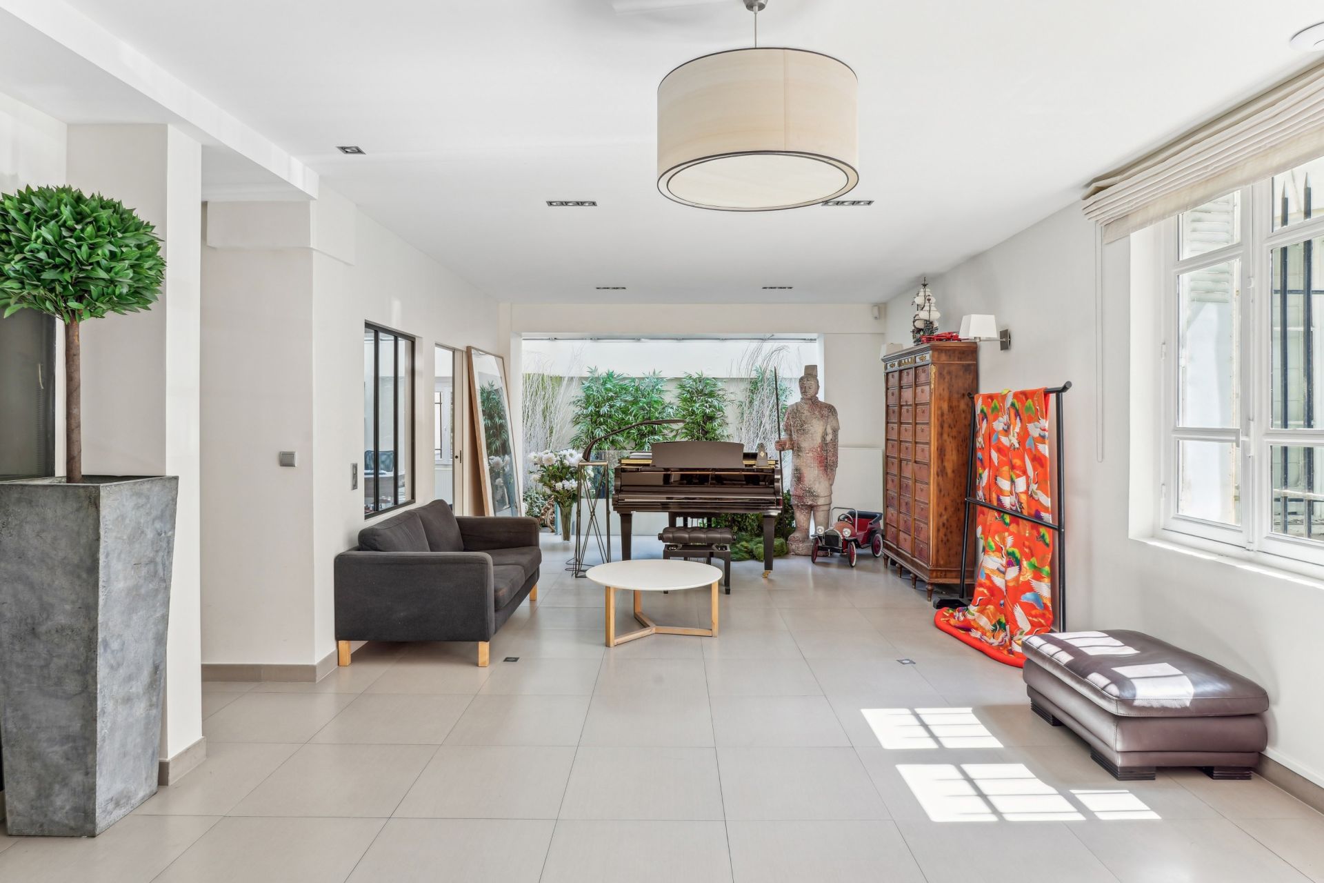 mansion (hôtel particulier) 13 Rooms for sale on PARIS (75016)