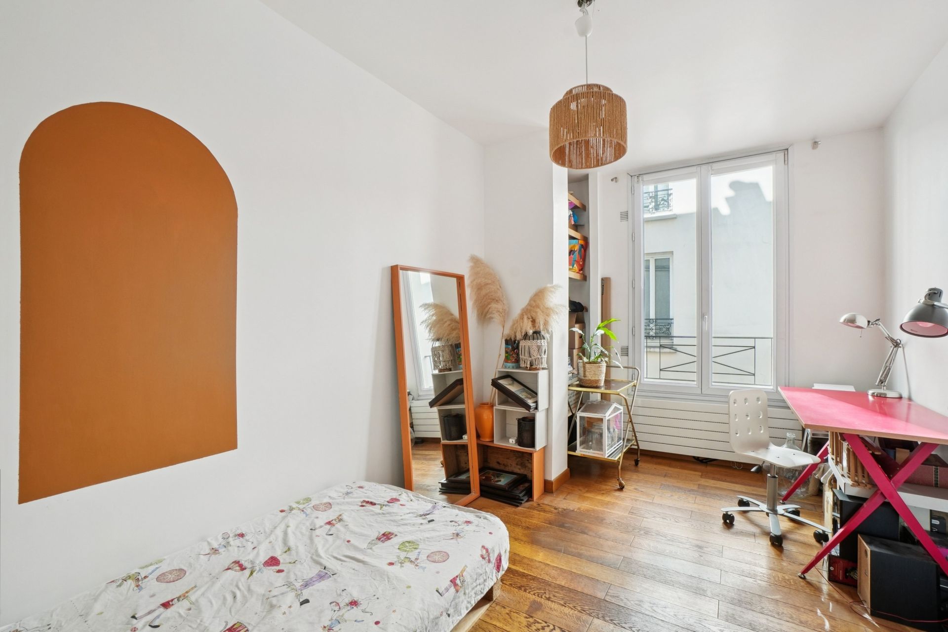 luxury apartment 5 Rooms for sale on PARIS (75011)
