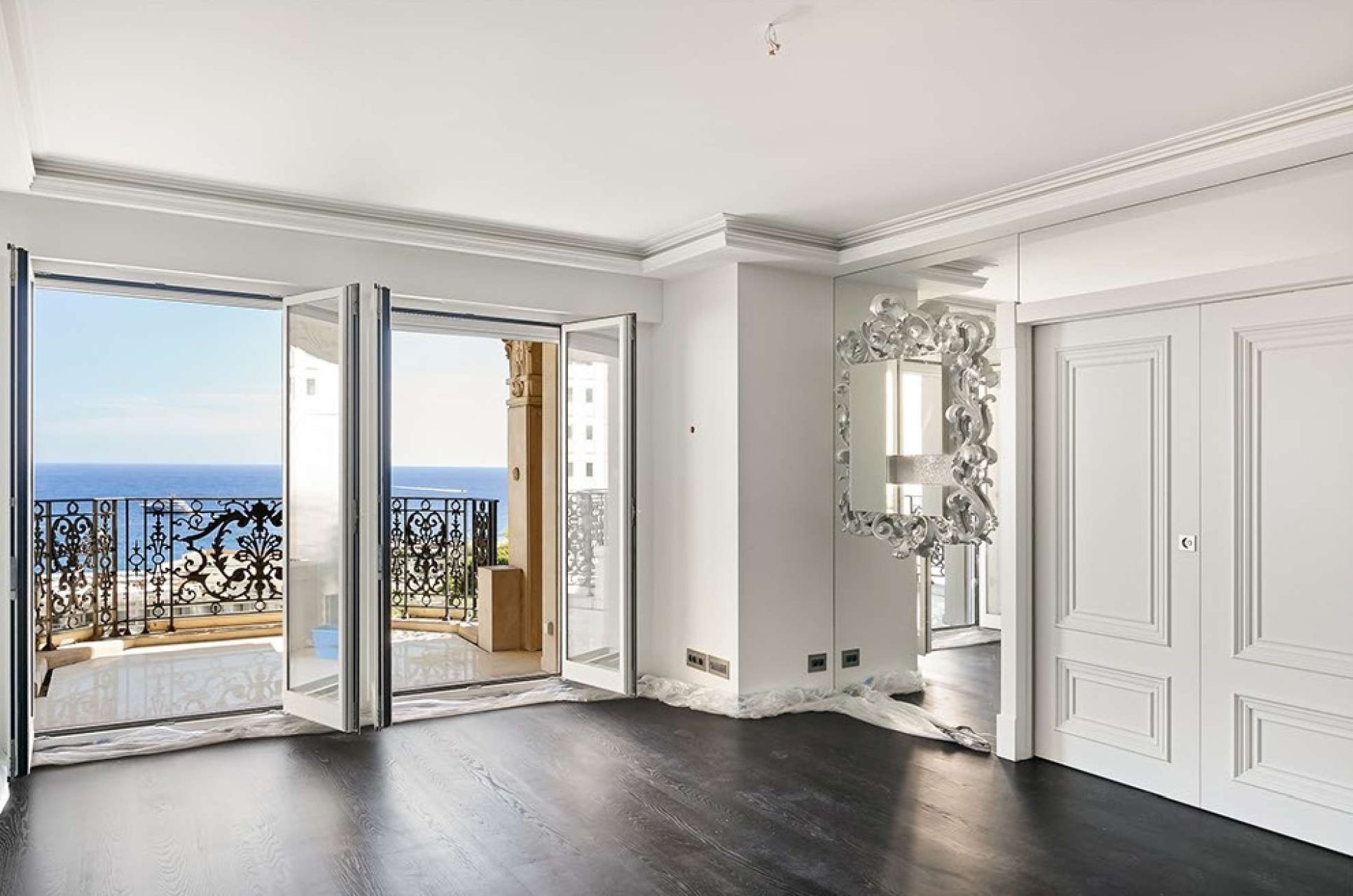 luxury apartment 6 Rooms for rent on MONACO (98000)