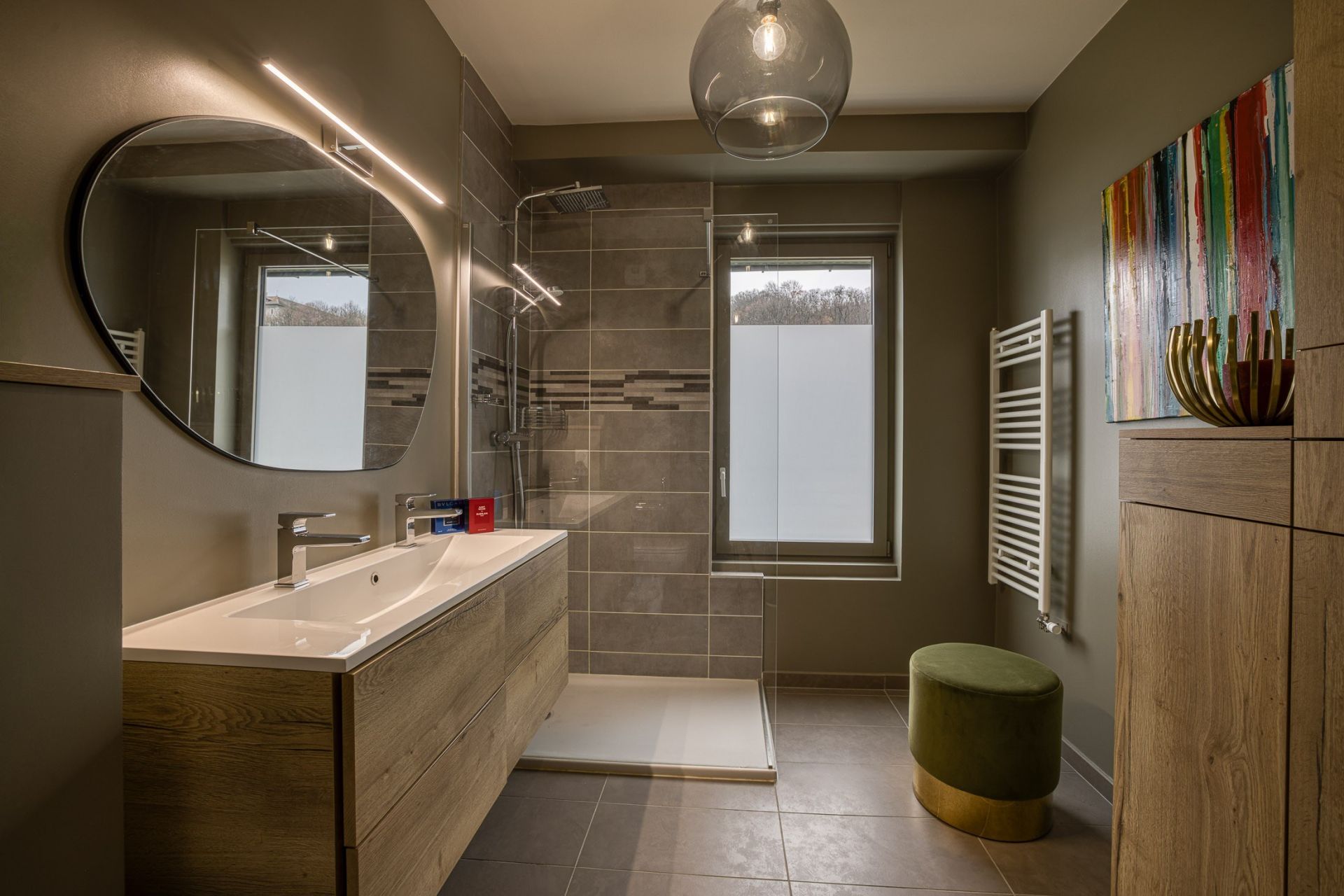 luxury apartment 5 Rooms for sale on ANNECY (74000)