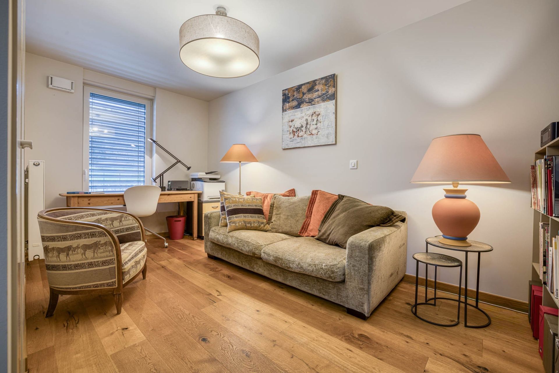 luxury apartment 5 Rooms for sale on ANNECY (74000)