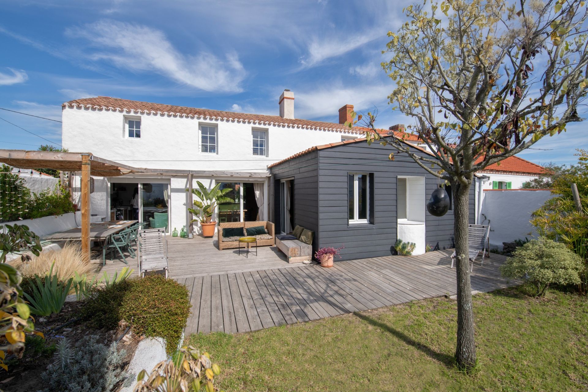 maison de luxe 8 Pièces en vente sur L EPINE (85740)