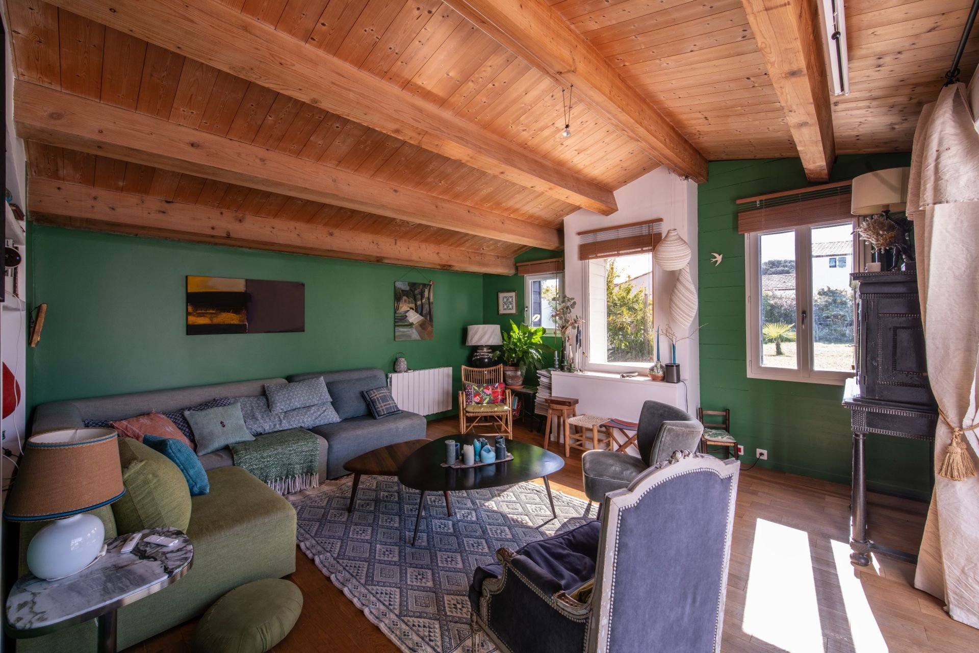 luxury house 8 Rooms for sale on L EPINE (85740)