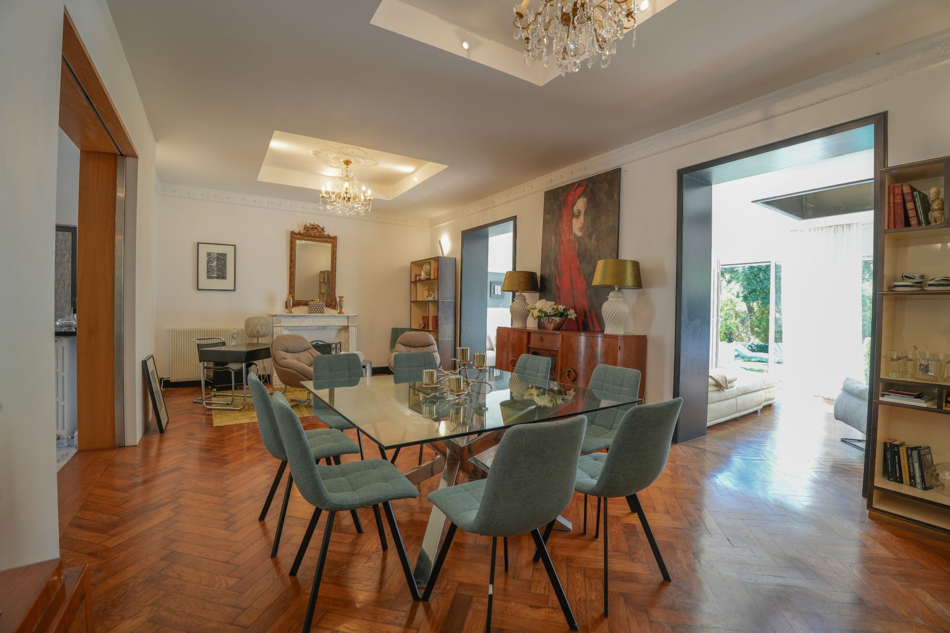 luxury villa 6 Rooms for sale on LE CANNET (06110)