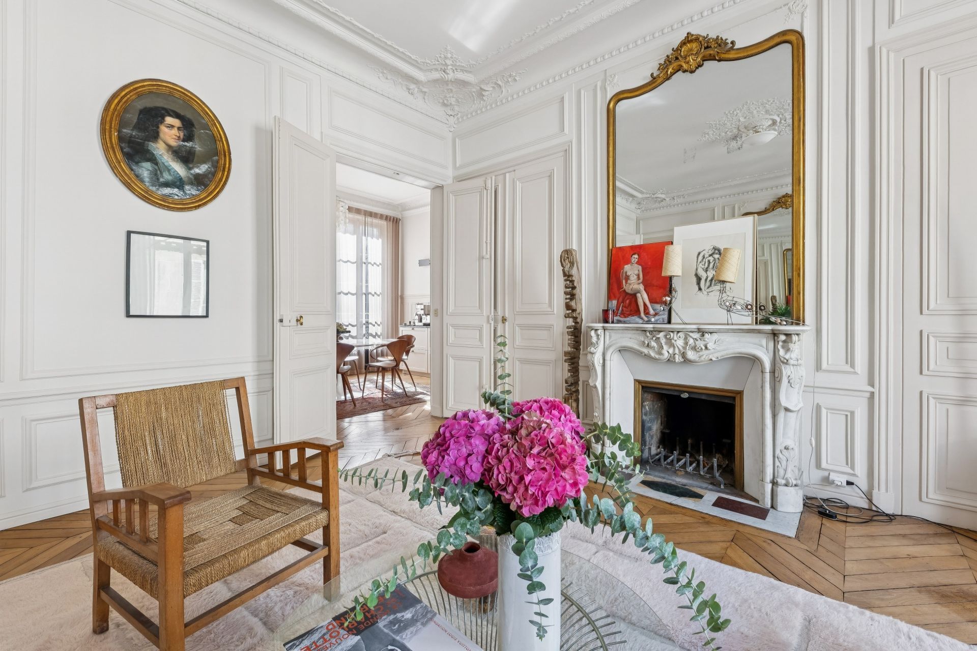 luxury apartment 5 Rooms for sale on PARIS (75009)