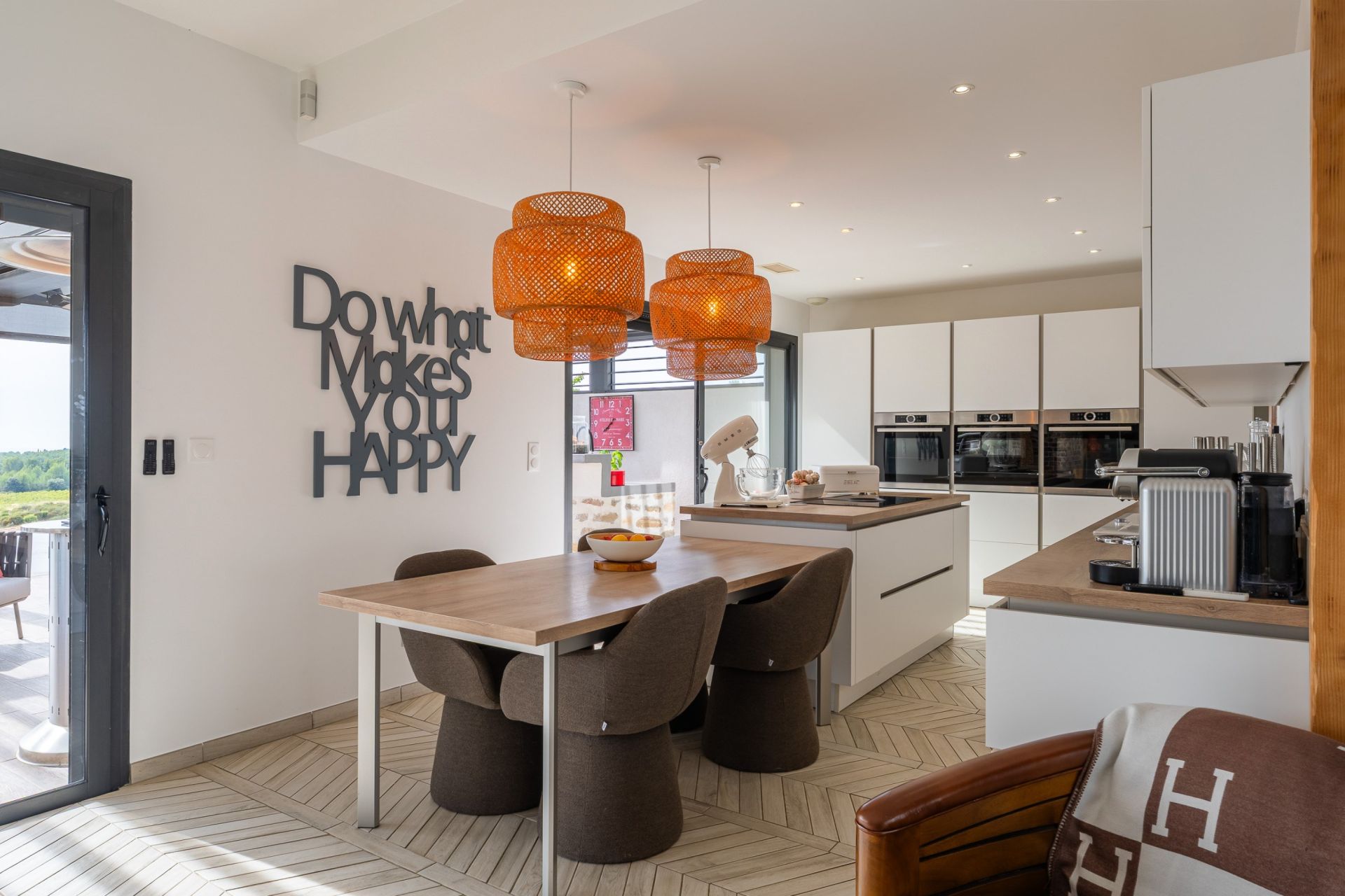 luxury house 13 Rooms for sale on LA CADIERE D AZUR (83740)