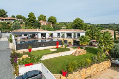 Sale Luxury house La Cadière-d'Azur 13 Rooms 320 m²