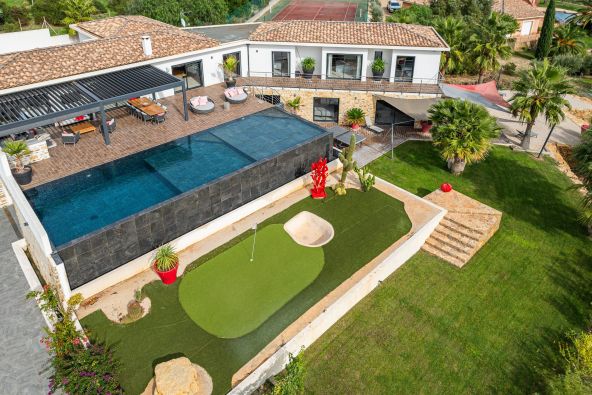Sale Luxury house La Cadière-d'Azur 13 Rooms 320 m²