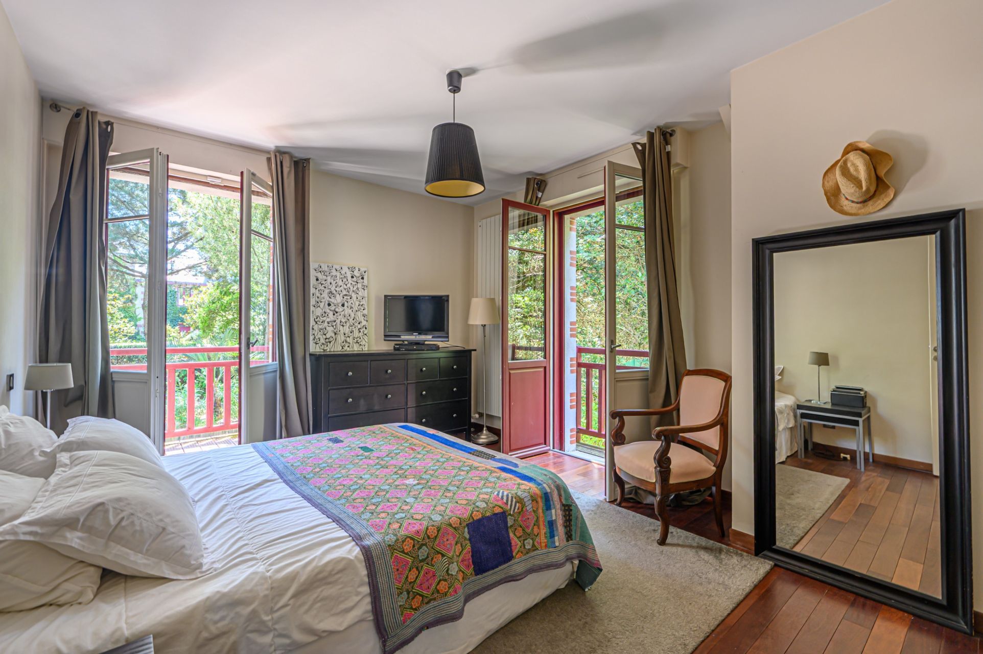 luxury house 7 Rooms for sale on LA BAULE (44500)