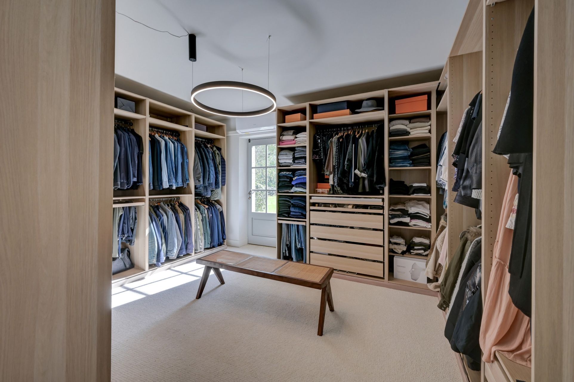 luxury house 10 Rooms for sale on AIX EN PROVENCE (13100)