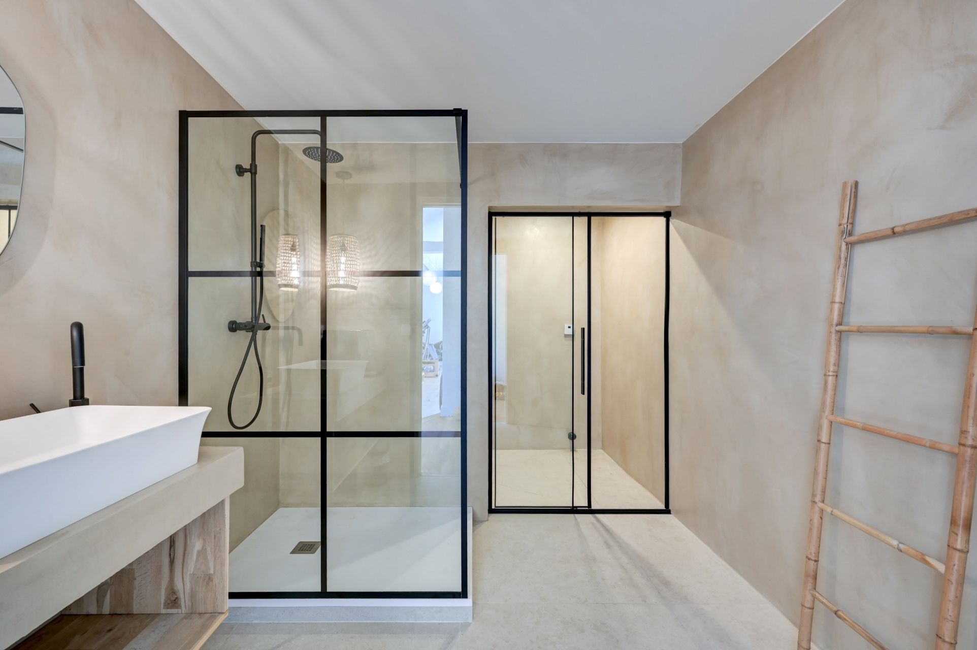 luxury house 10 Rooms for sale on AIX EN PROVENCE (13100)