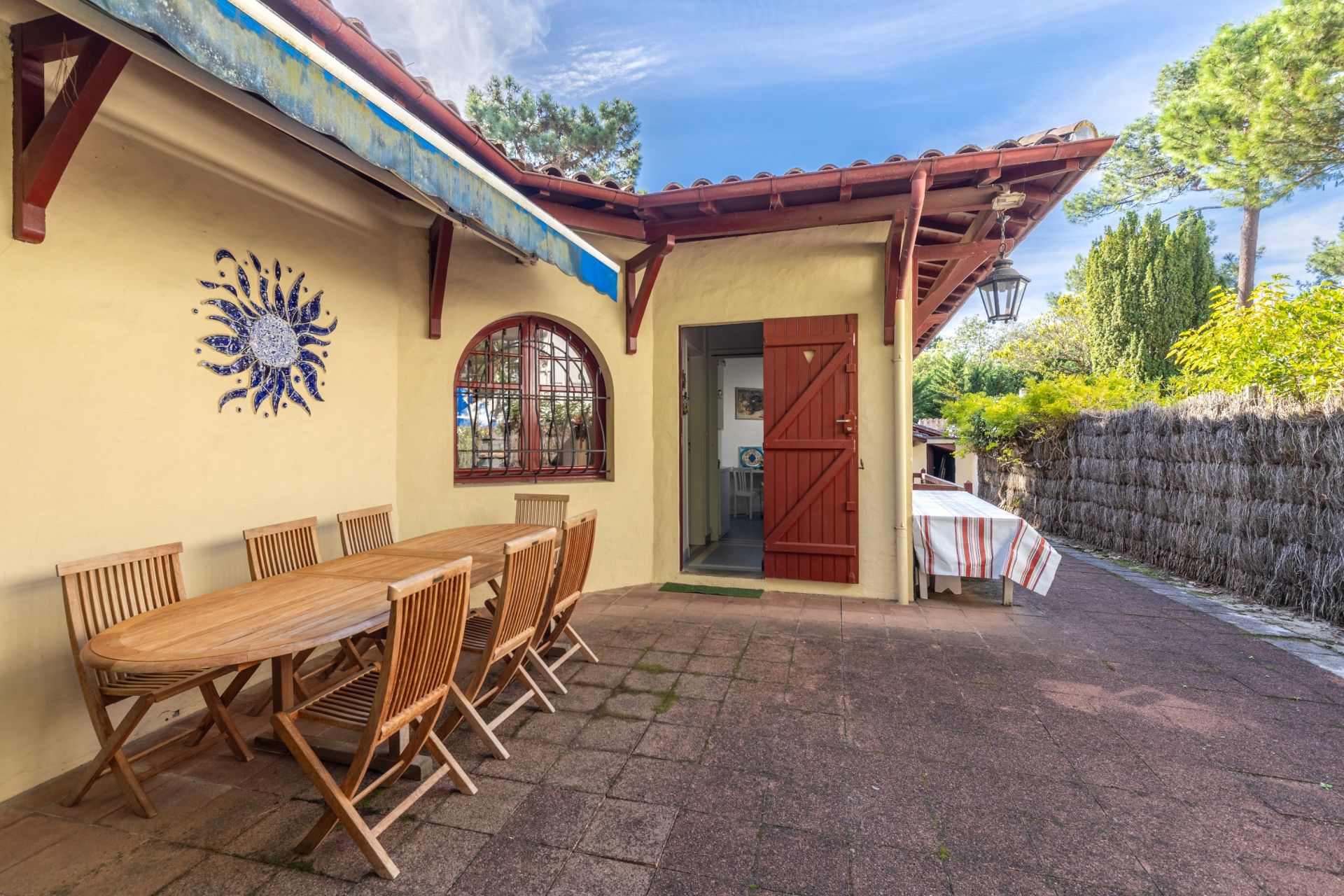 luxury house 7 Rooms for sale on PYLA SUR MER (33115)