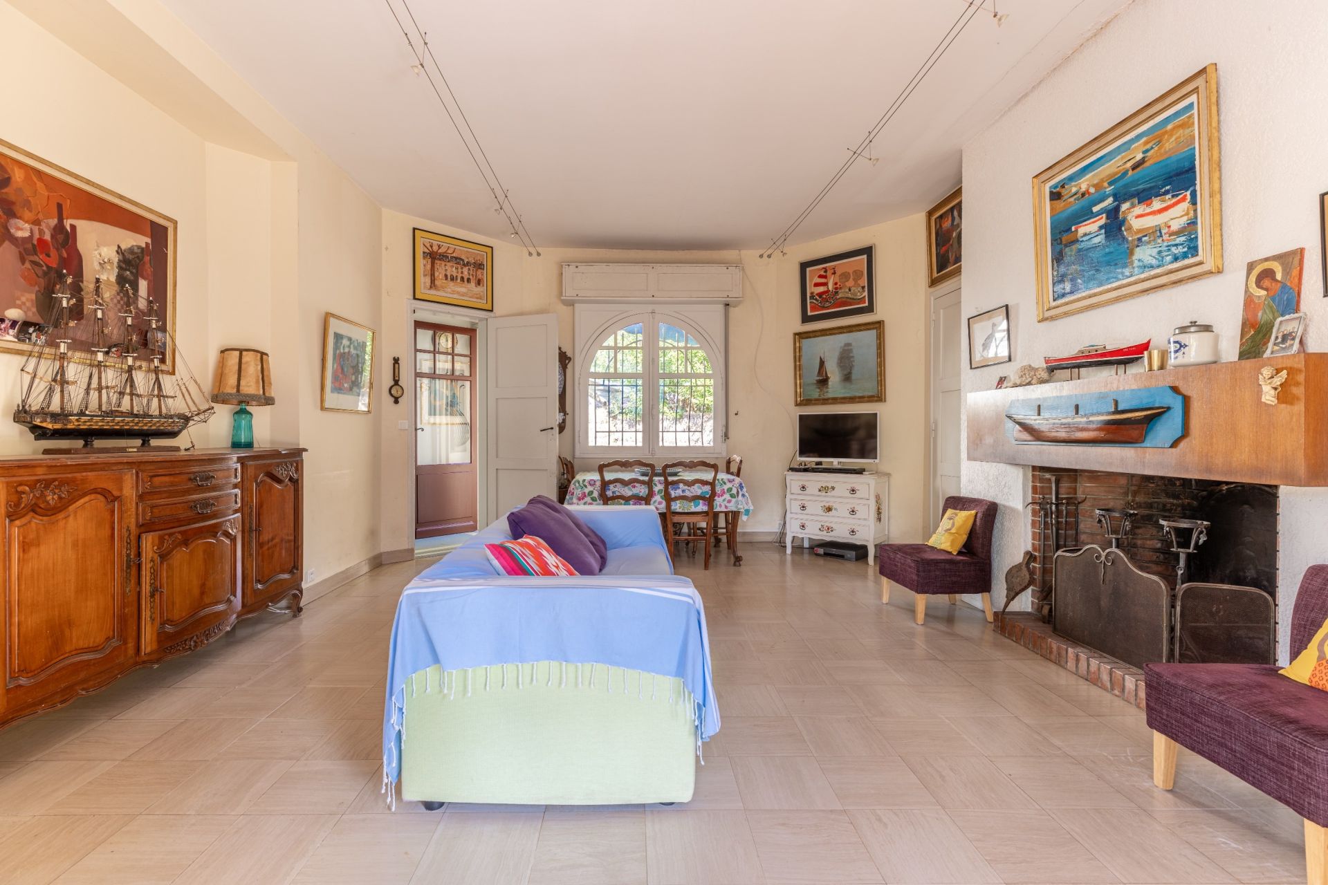 luxury house 7 Rooms for sale on PYLA SUR MER (33115)