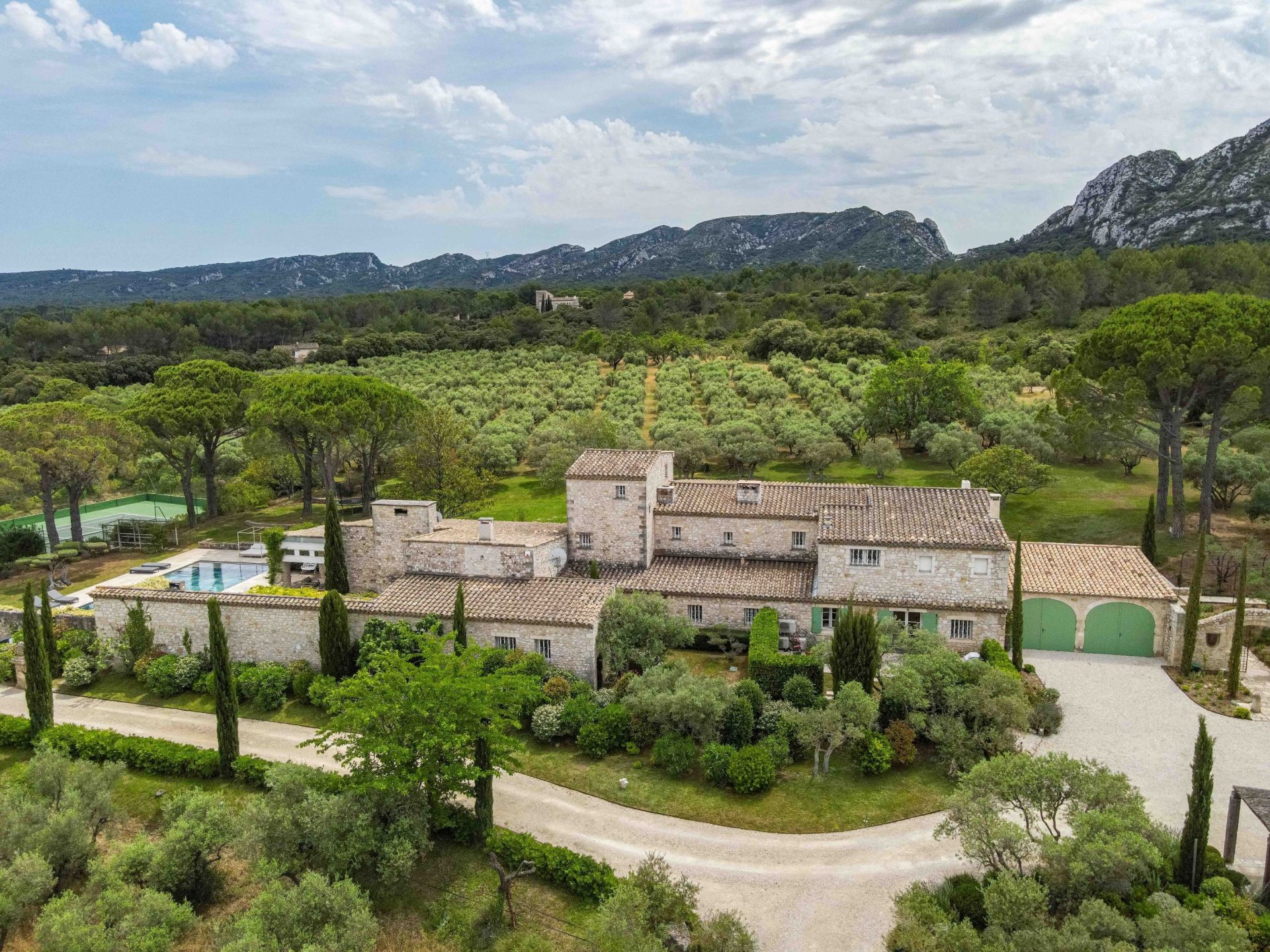 maison de luxe 12 Pièces en vente sur EYGALIERES (13810)