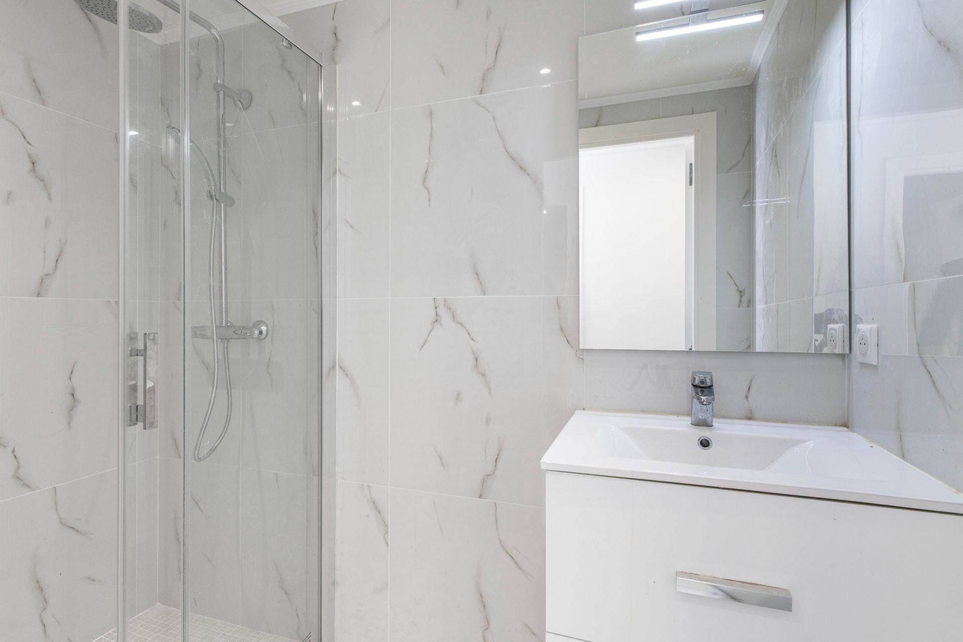 luxury apartment 4 Rooms for sale on LA TURBIE (06320)