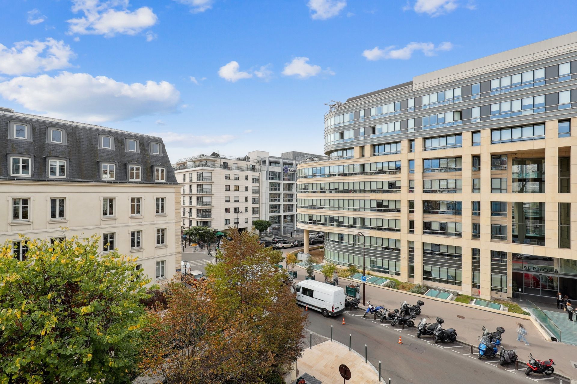 luxury apartment 1 room for sale on NEUILLY SUR SEINE (92200)