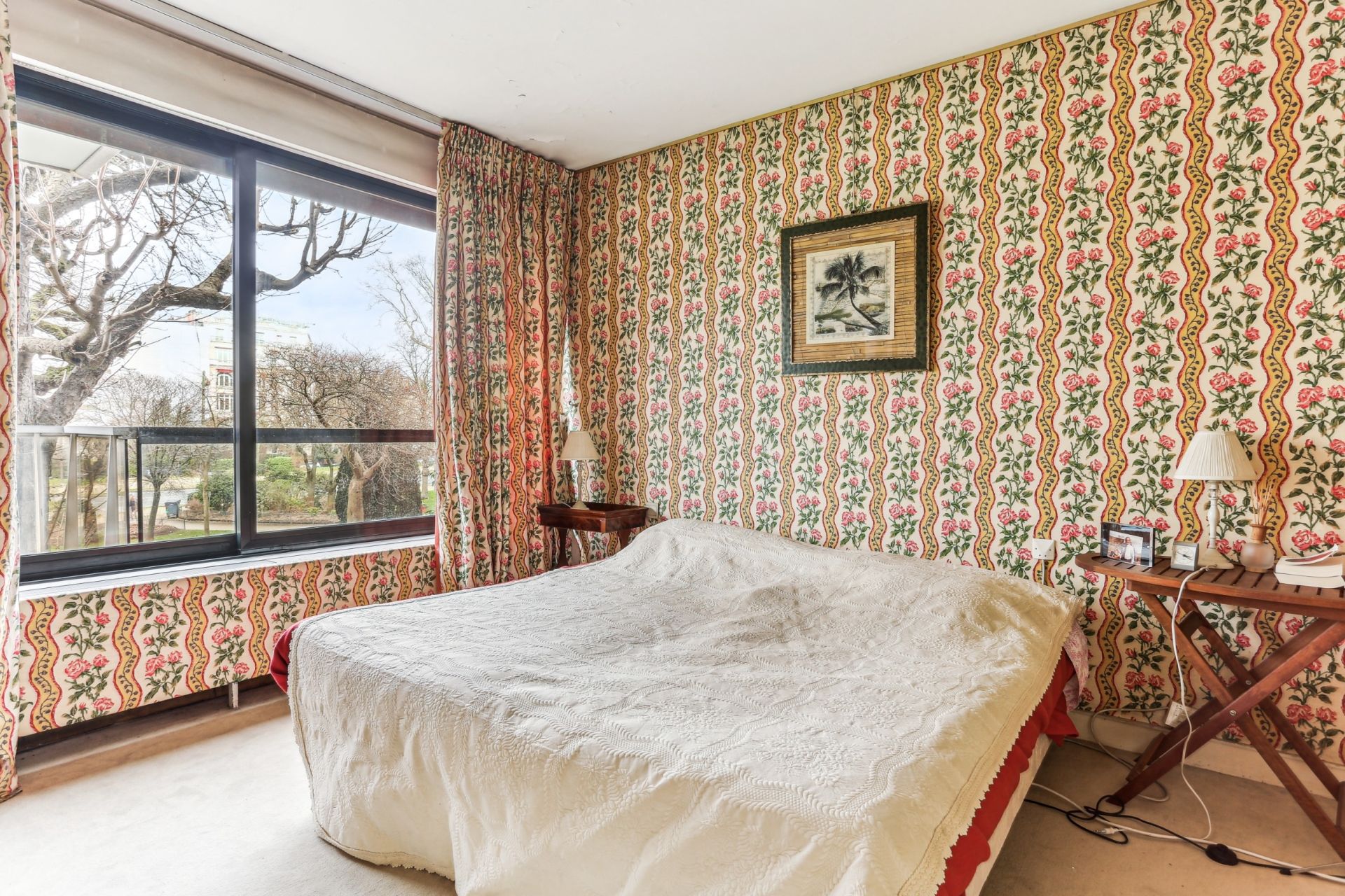 luxury apartment 2 Rooms for sale on PARIS (75116)