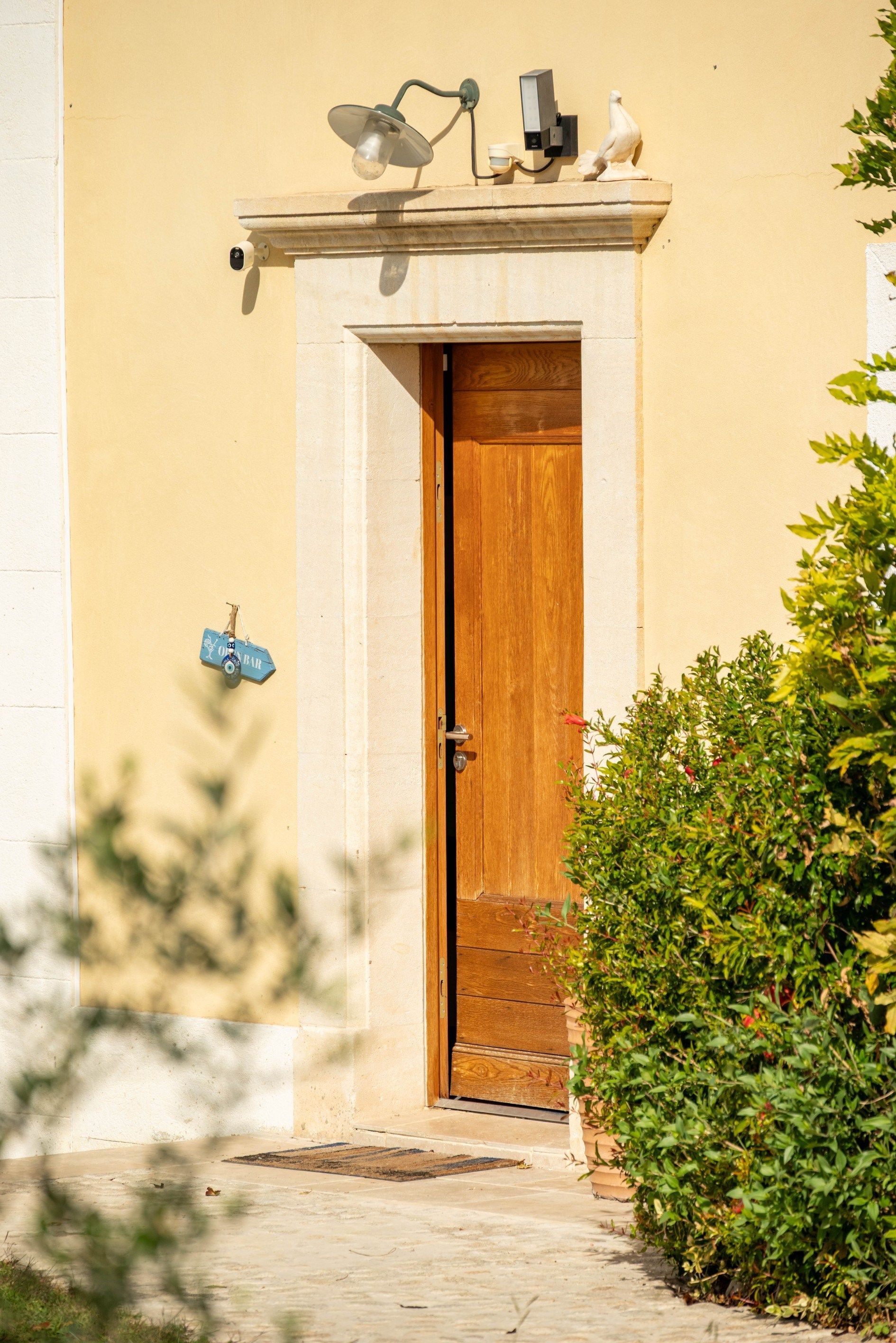 luxury house 9 Rooms for sale on AIX EN PROVENCE (13100)