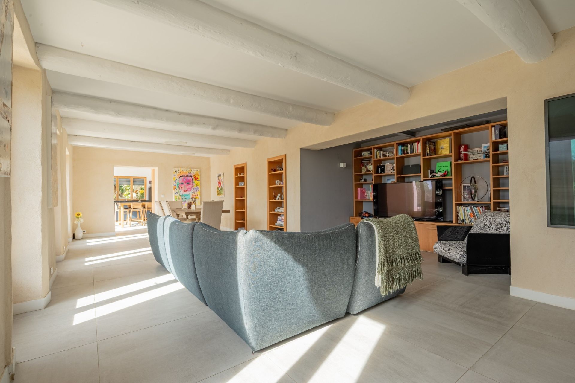 luxury house 9 Rooms for sale on AIX EN PROVENCE (13100)