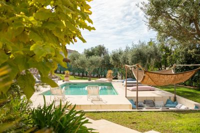 Sale Luxury house Aix-en-Provence 9 Rooms 302 m²