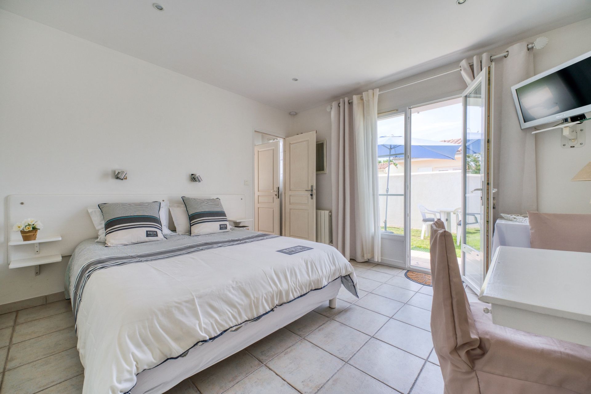 luxury house 6 Rooms for sale on ST PIERRE D OLERON (17310)