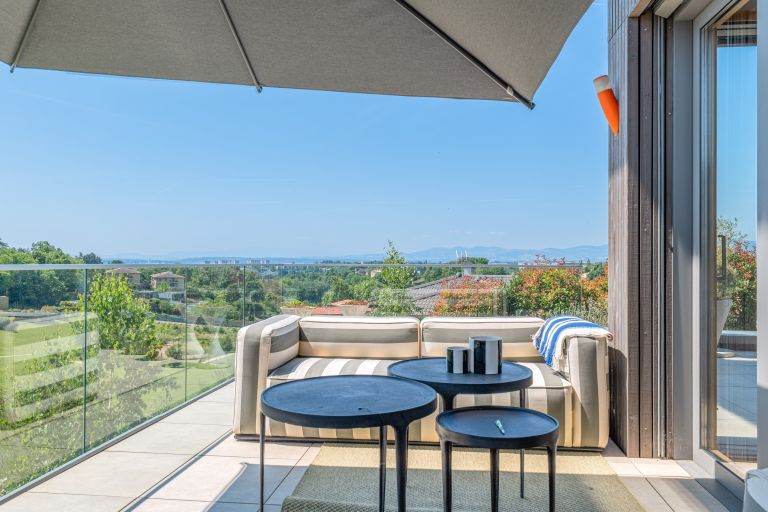 architect's house 9 Rooms for sale on ST DIDIER AU MONT D OR (69370)