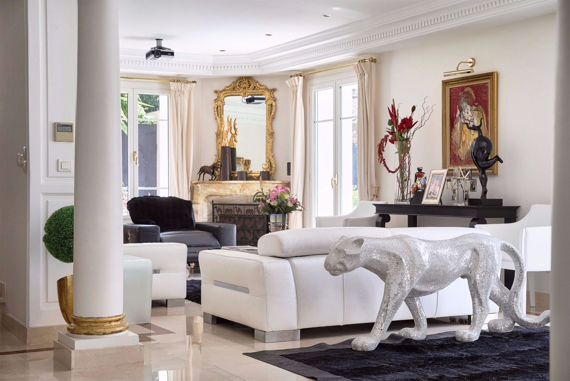 townhouse 7 Rooms for sale on CANNES (06400)