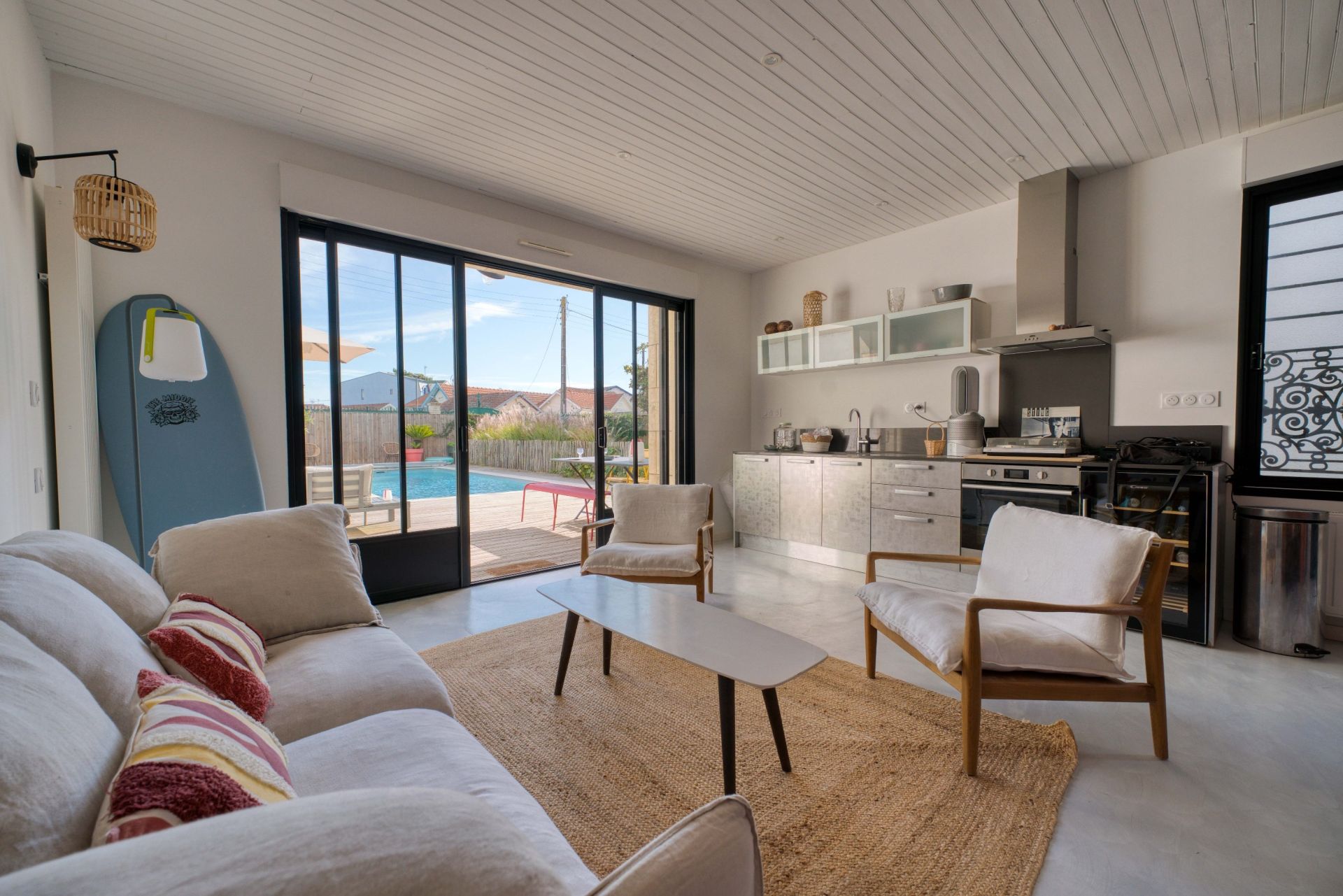 luxury house 6 Rooms for sale on CHATELAILLON PLAGE (17340)