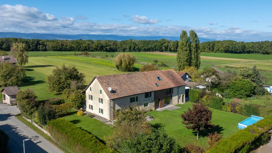 maison de luxe 9 Pièces en vente sur MASSONGY (74140)